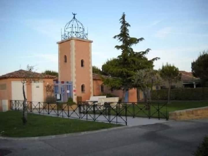 Villa Le Jardin des Alpilles à Eyguières Extérieur photo
